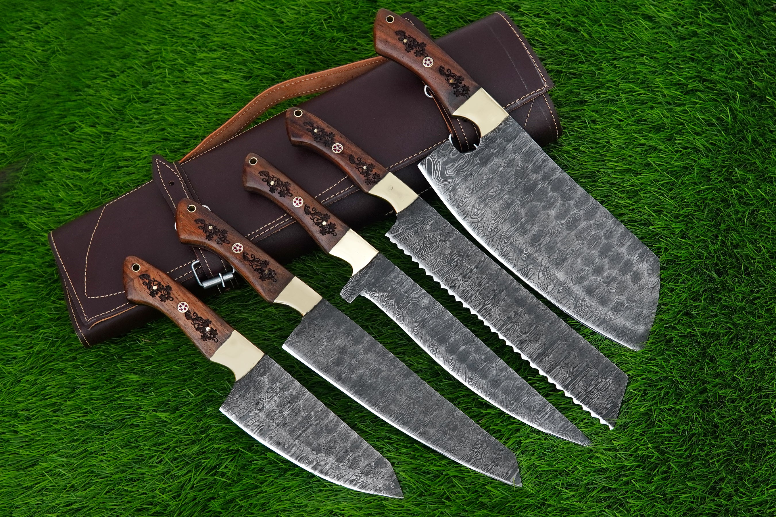 Handmade Kitchen Knives Set Damascus Steel Forged Full Tang Chef Knives Set With Leather Kit & Engraved Rosewood Handles